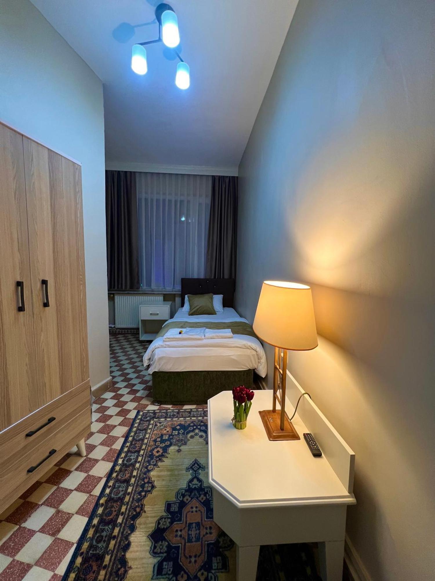 Findik Palas Otel Istanbul Exterior photo